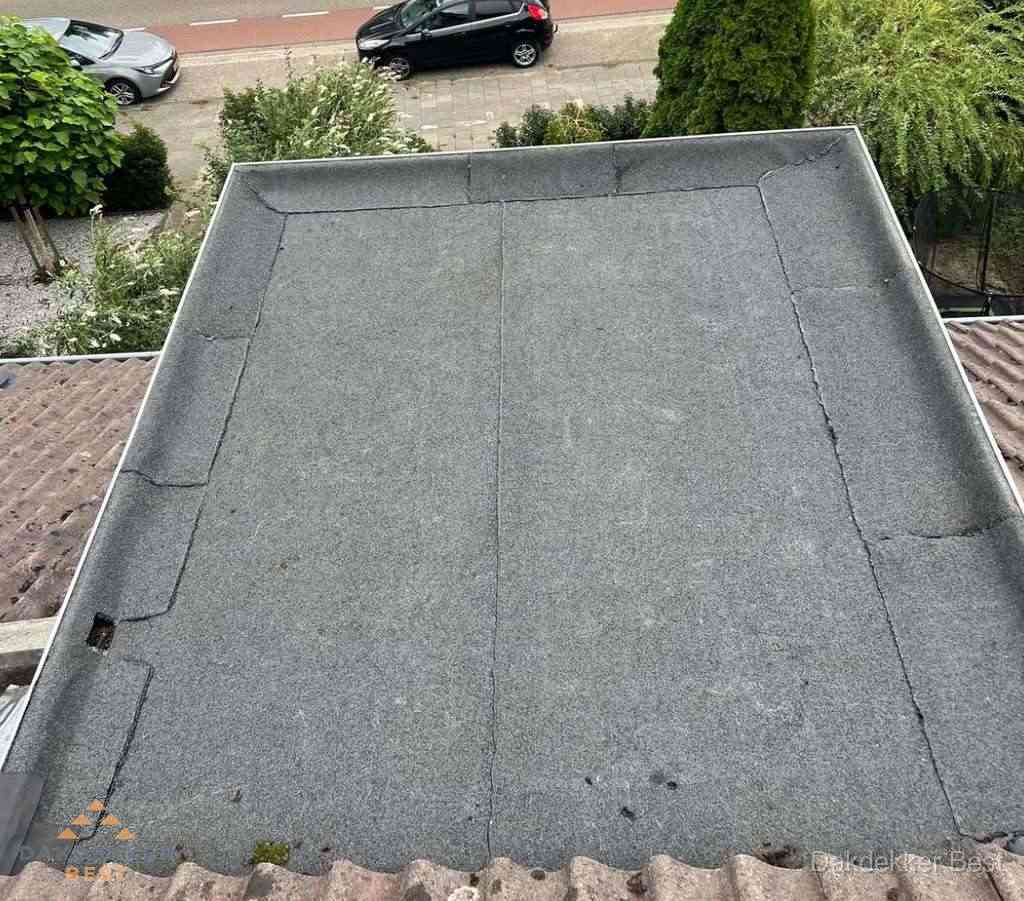 Dakbedekking schuur met bitumen in Best Dakbedekking schuur met bitumen in Best